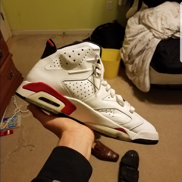 Jordan’s - Picture 2 of 5